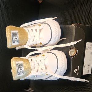 Womens Converse All Star Sneakers Size 6